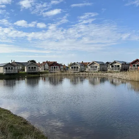 The House - Part Of The The Bay Village With Pool, Gym And Direct Access, Pub, Restaurant, Tennis And Meadows Walks Filey