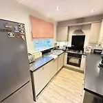 The House - Part Of The The Bay Village With Pool, Gym And Direct Access, Pub, Restaurant, Tennis And Meadows Walks * 法利
