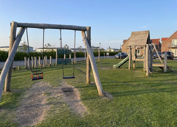 The House - Part Of The The Bay Village With Pool, Gym And Direct Access, Pub, Restaurant, Tennis And Meadows Walks Hébergement de vacances Filey