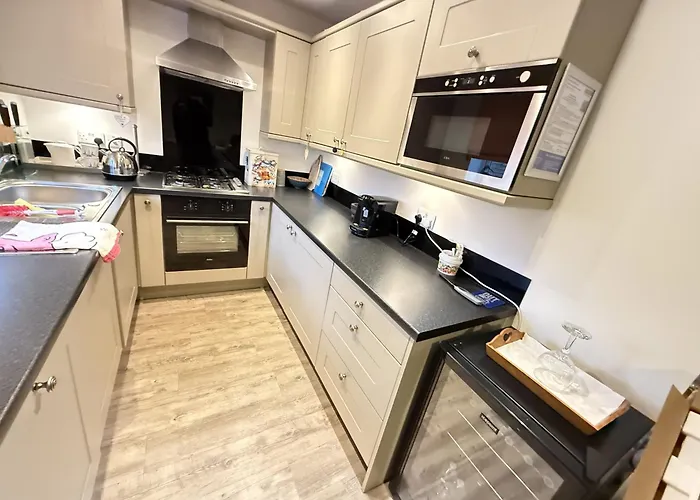 Hébergement de vacances The House - Part Of The The Bay Village With Pool, Gym And Direct Access, Pub, Restaurant, Tennis And Meadows Walks *